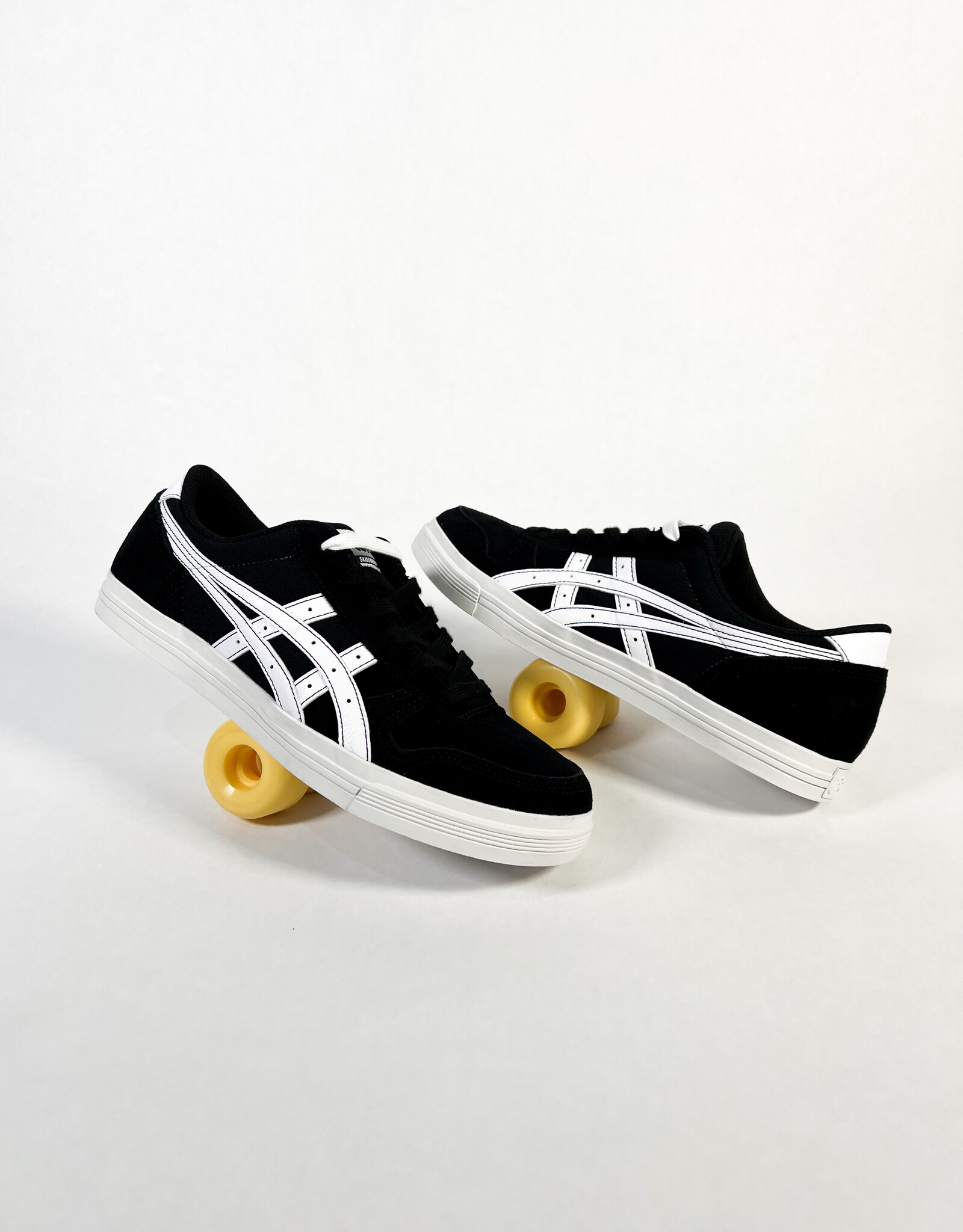 ASICS AARON PRO BLACK/WHITE - KINGSWELL - Los Feliz ASICS AARON PRO BLACK/WHITE - KINGSWELL - Los Feliz