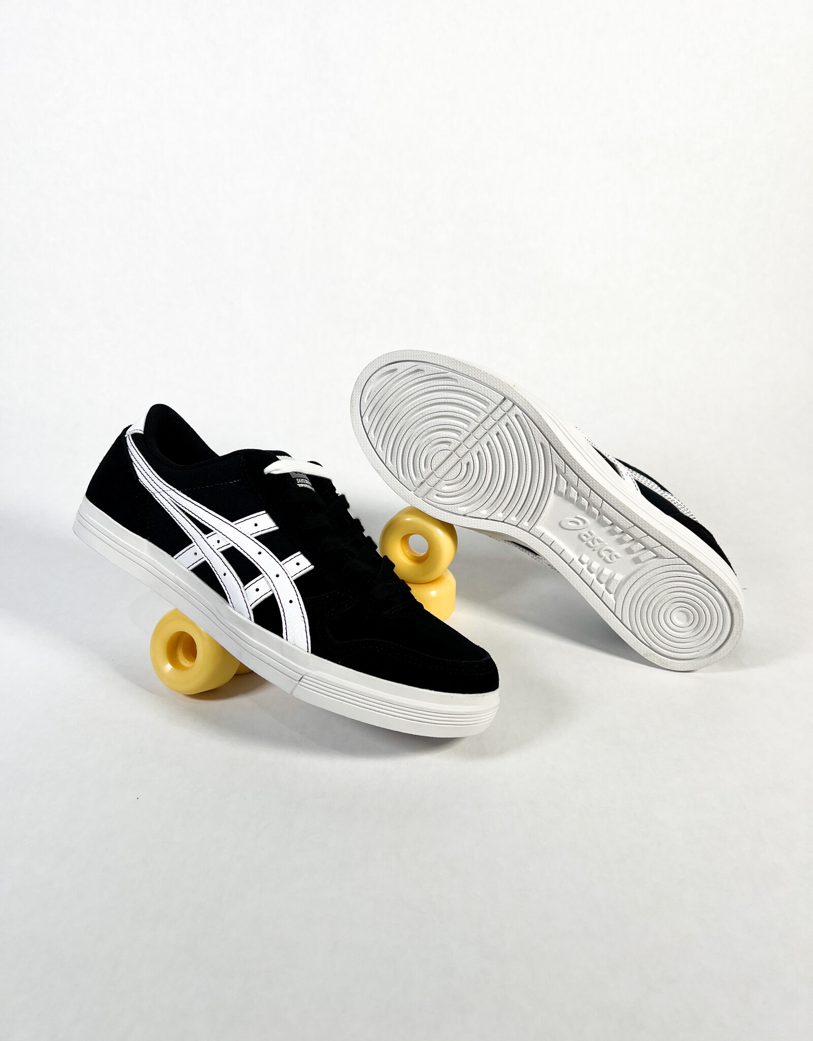 ASICS AARON PRO BLACK/WHITE