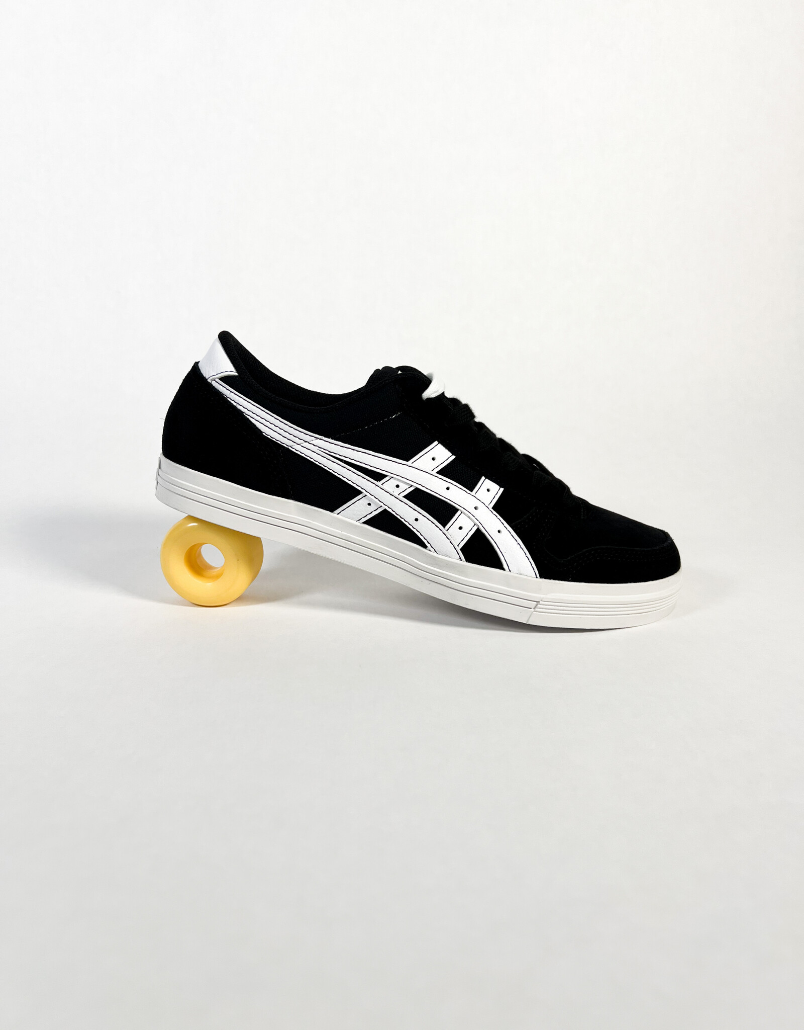 ASICS AARON PRO BLACK/WHITE
