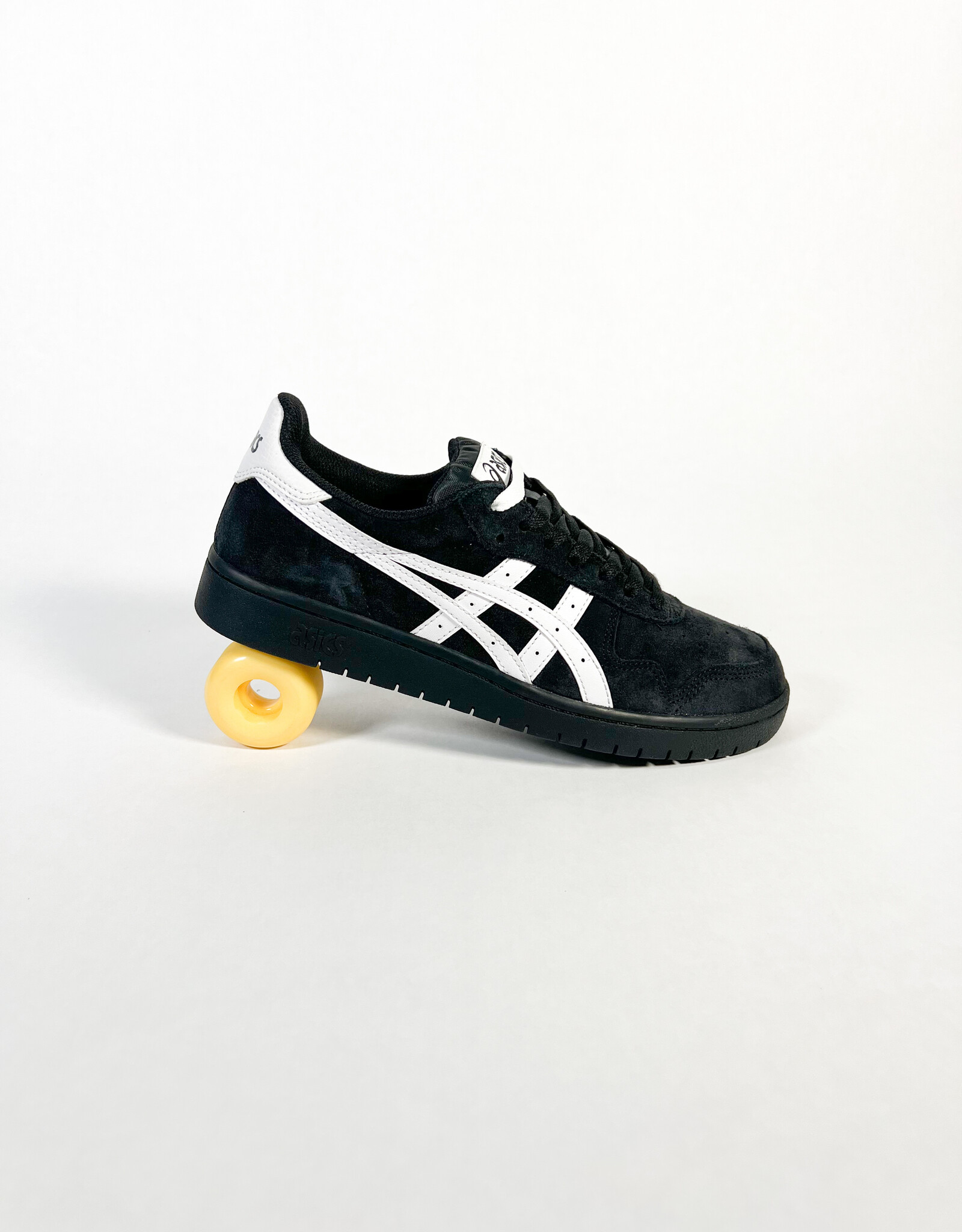 ASICS JAPAN PRO - BLACK / WHITE