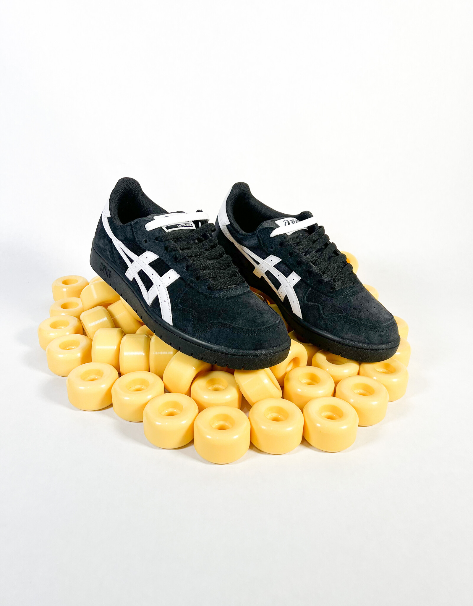 ASICS JAPAN PRO - BLACK / WHITE