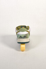 NIKE SB DUNK LOW PRO ALEXIS SABLONE "CHAMELEON"  OIL GREEN/DESERT MOSS-WHITE