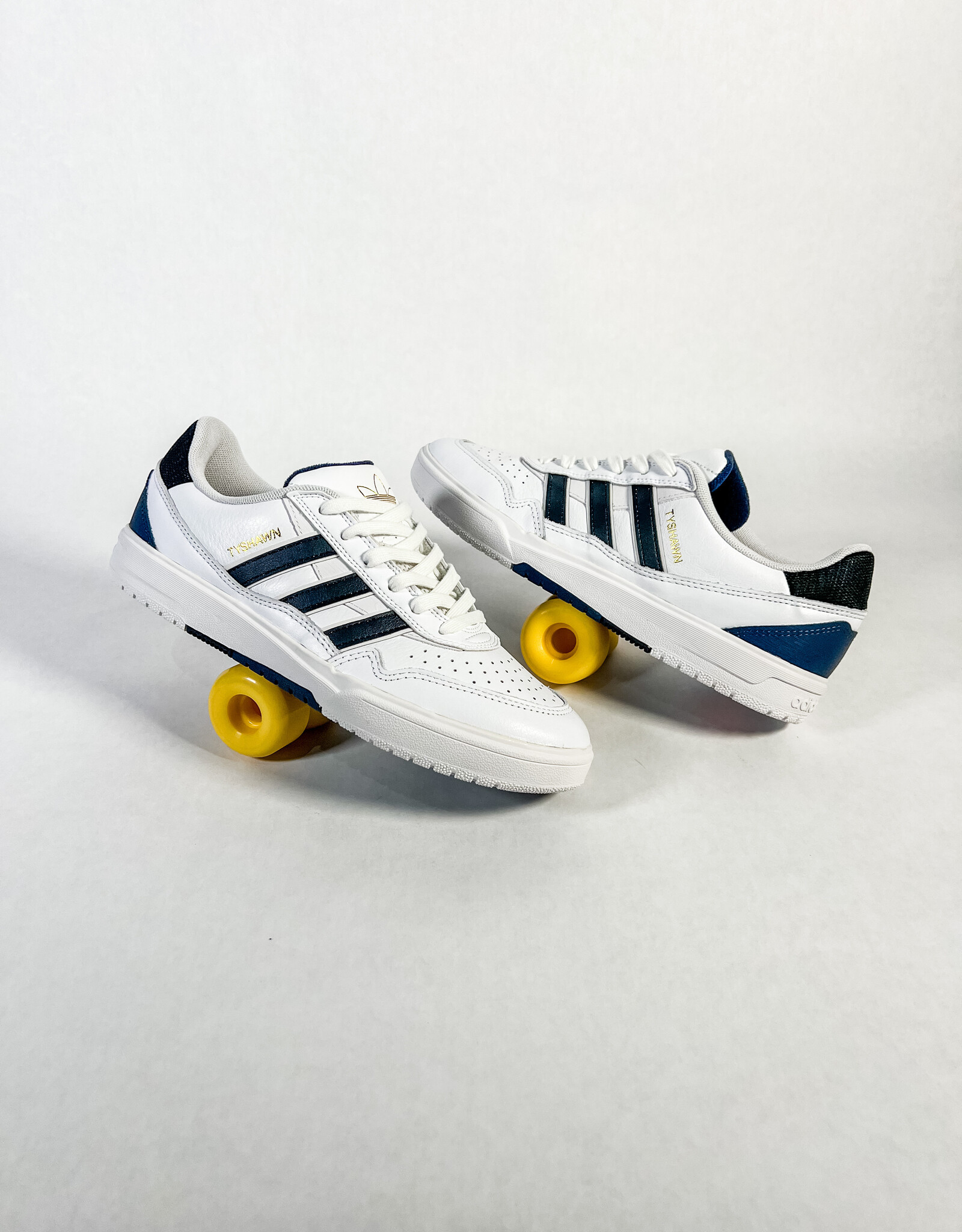 ADIDAS TYSHAWN II - WHITE/BLACK/NAVY