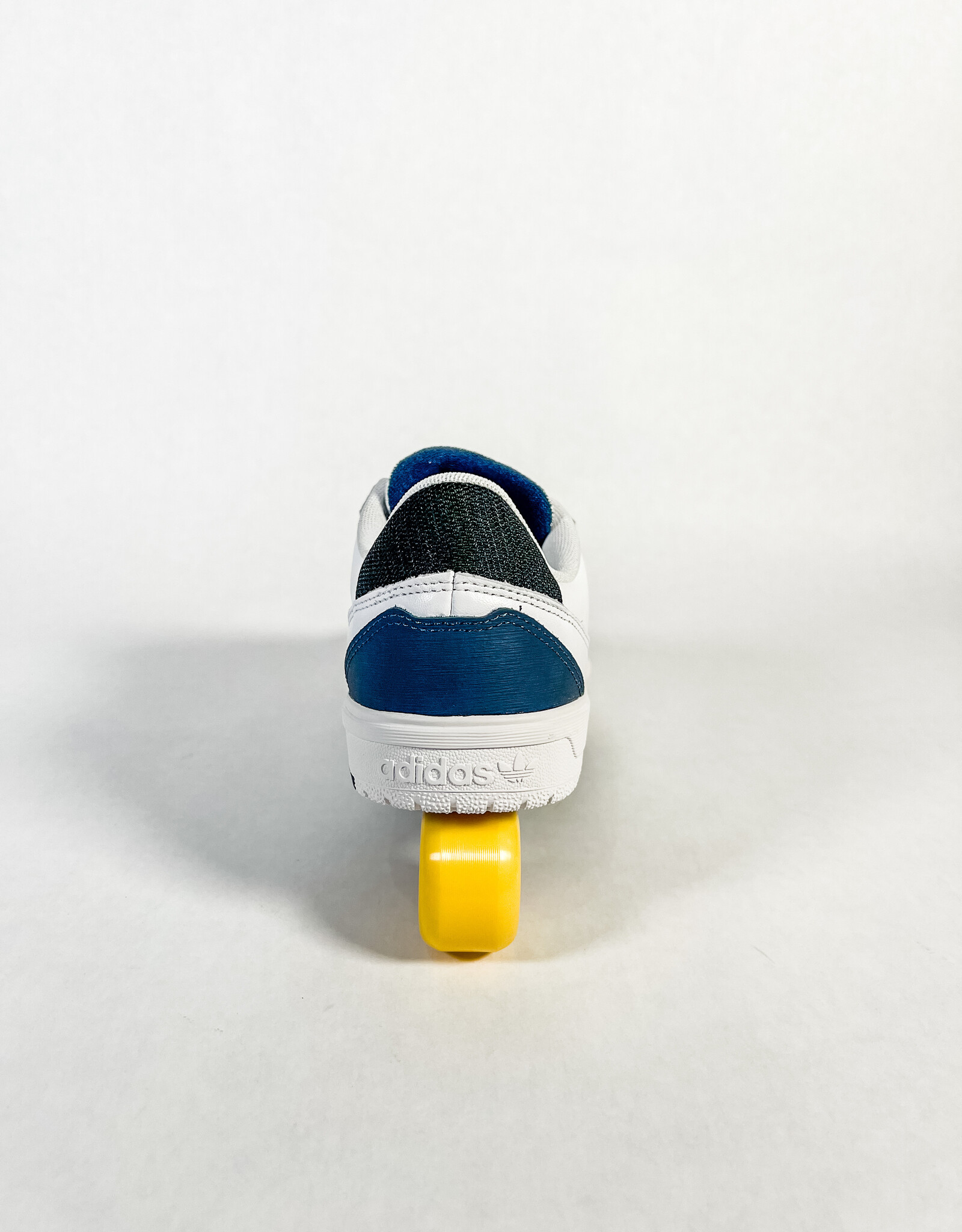 ADIDAS TYSHAWN II - WHITE/BLACK/NAVY