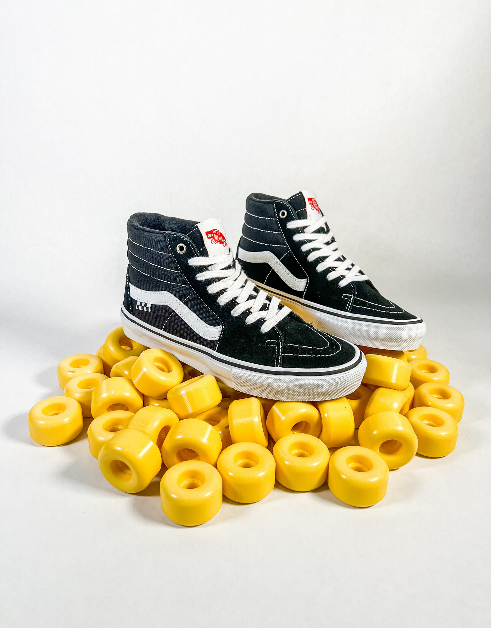 VANS SK8-HI - BLACK/WHITE