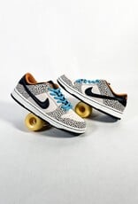 NIKE SB OLYMPIC SAFARI DUNK LOW PHANTOM BLACK / BLACK MONARCH (PS) PRESCHOOL