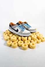 NIKE SB OLYMPIC SAFARI DUNK LOW PHANTOM BLACK / BLACK MONARCH (PS) PRESCHOOL