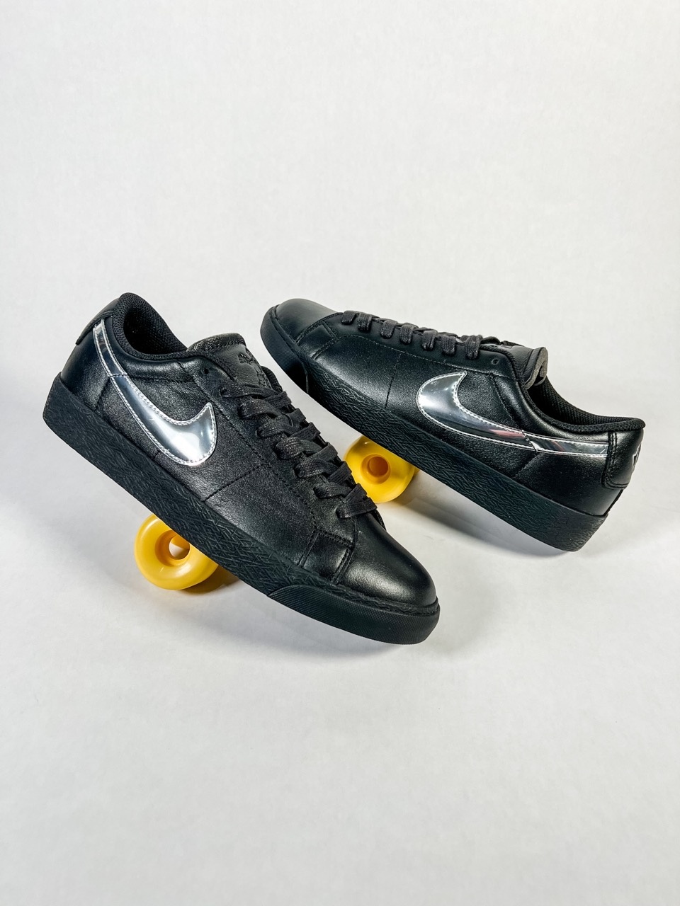 NIKE SB ZOOM BLAZER LOW X DANCER SKATEBOARDS BLACK METALLIC SILVER KINGSWELL Los Feliz