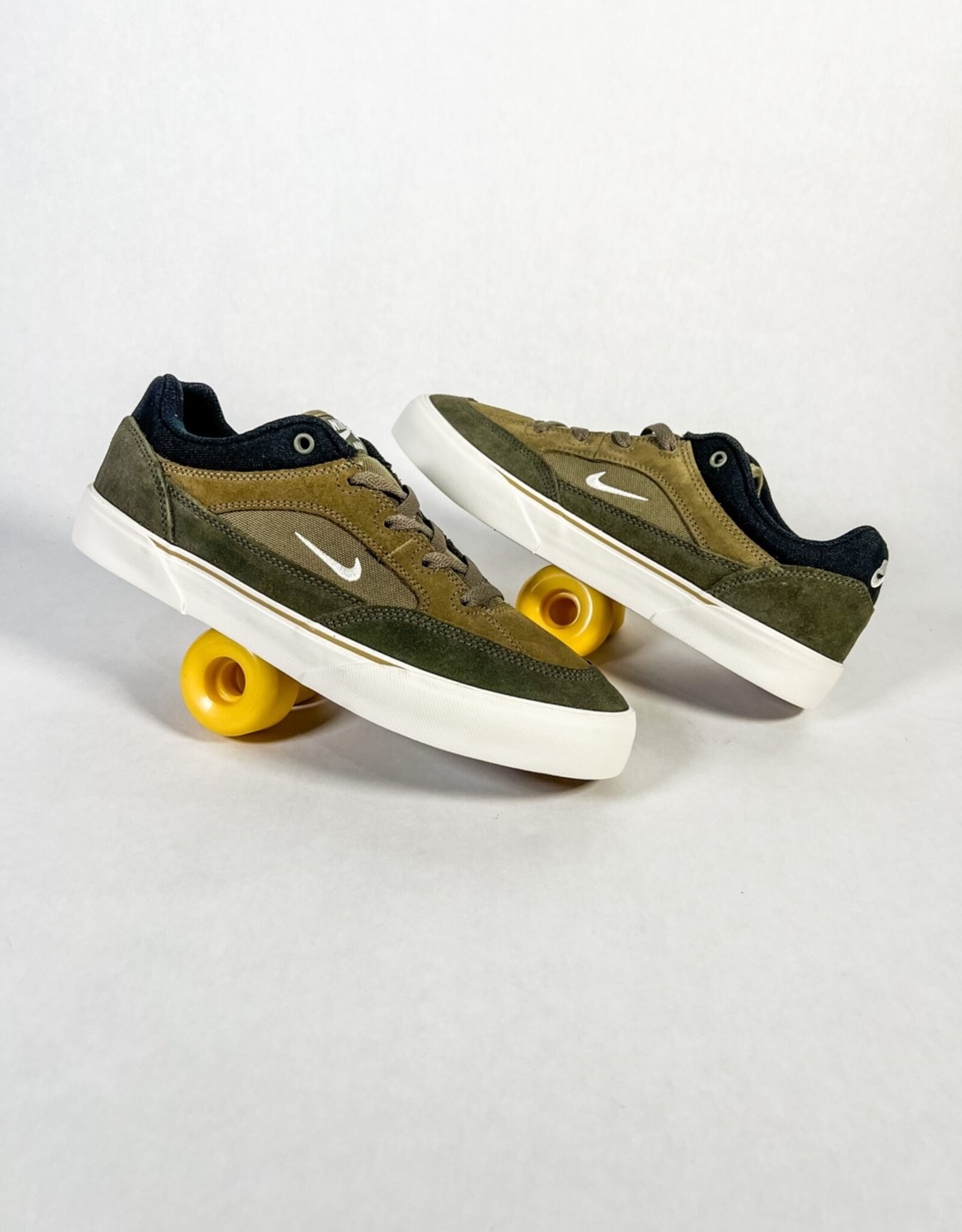 NIKE SB MALOR MEDIUM OLIVE SAIL CARGO KHAKI KINGSWELL Los Feliz