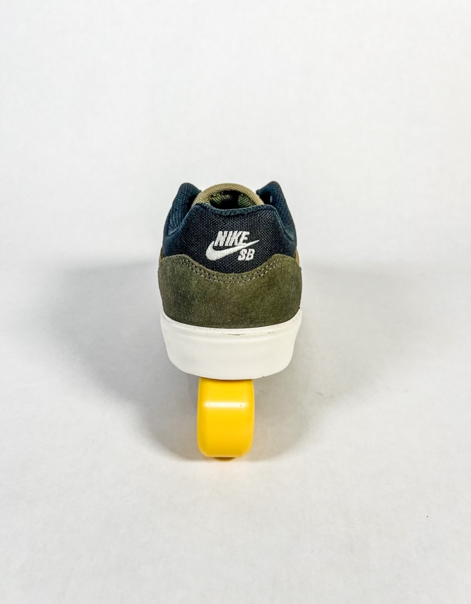 NIKE SB MALOR - MEDIUM OLIVE/SAIL-CARGO KHAKI