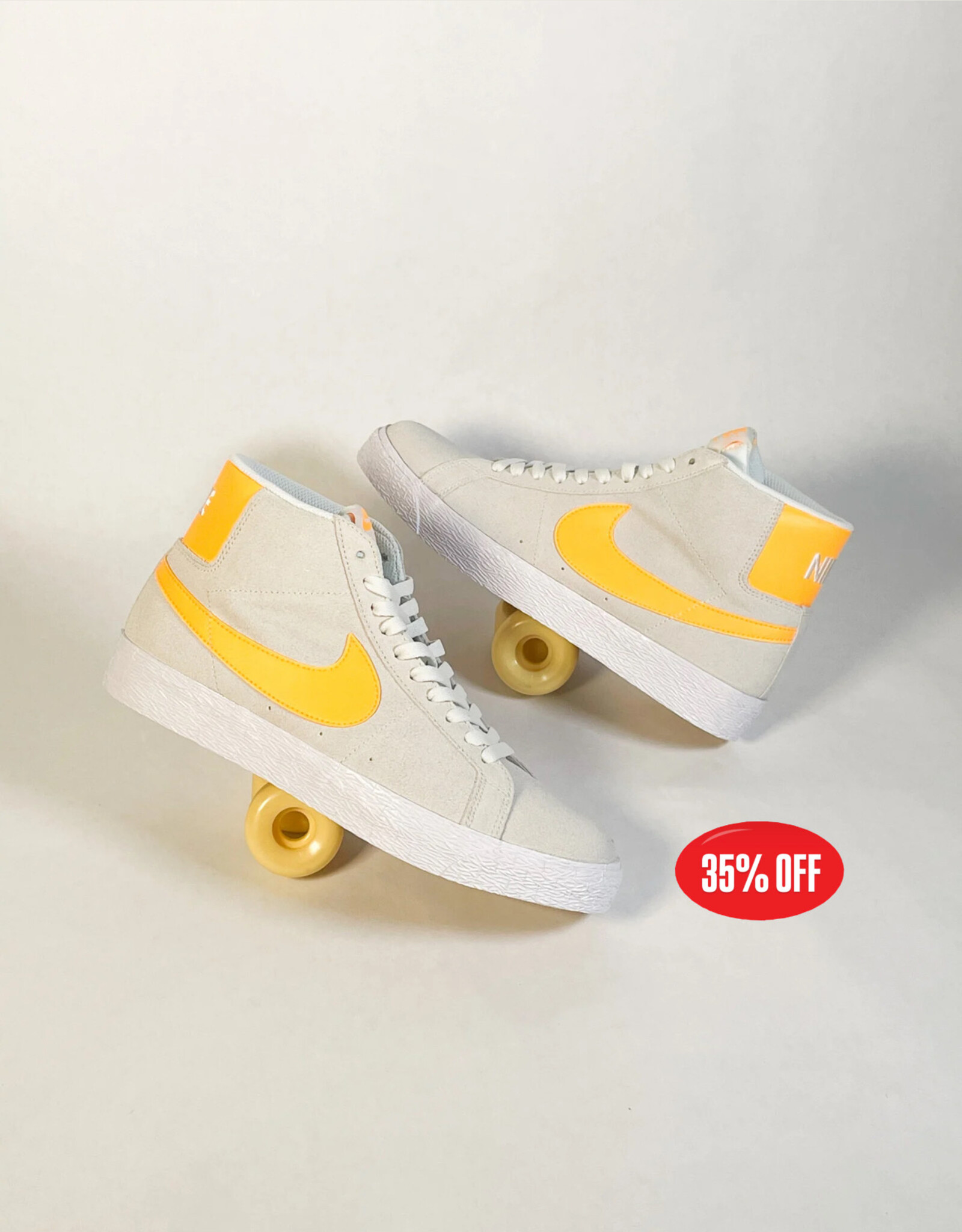 NIKE NIKE SB ZOOM BLAZER MID SUMMIT WHITE LASER ORANGE SUMMIT WHITE