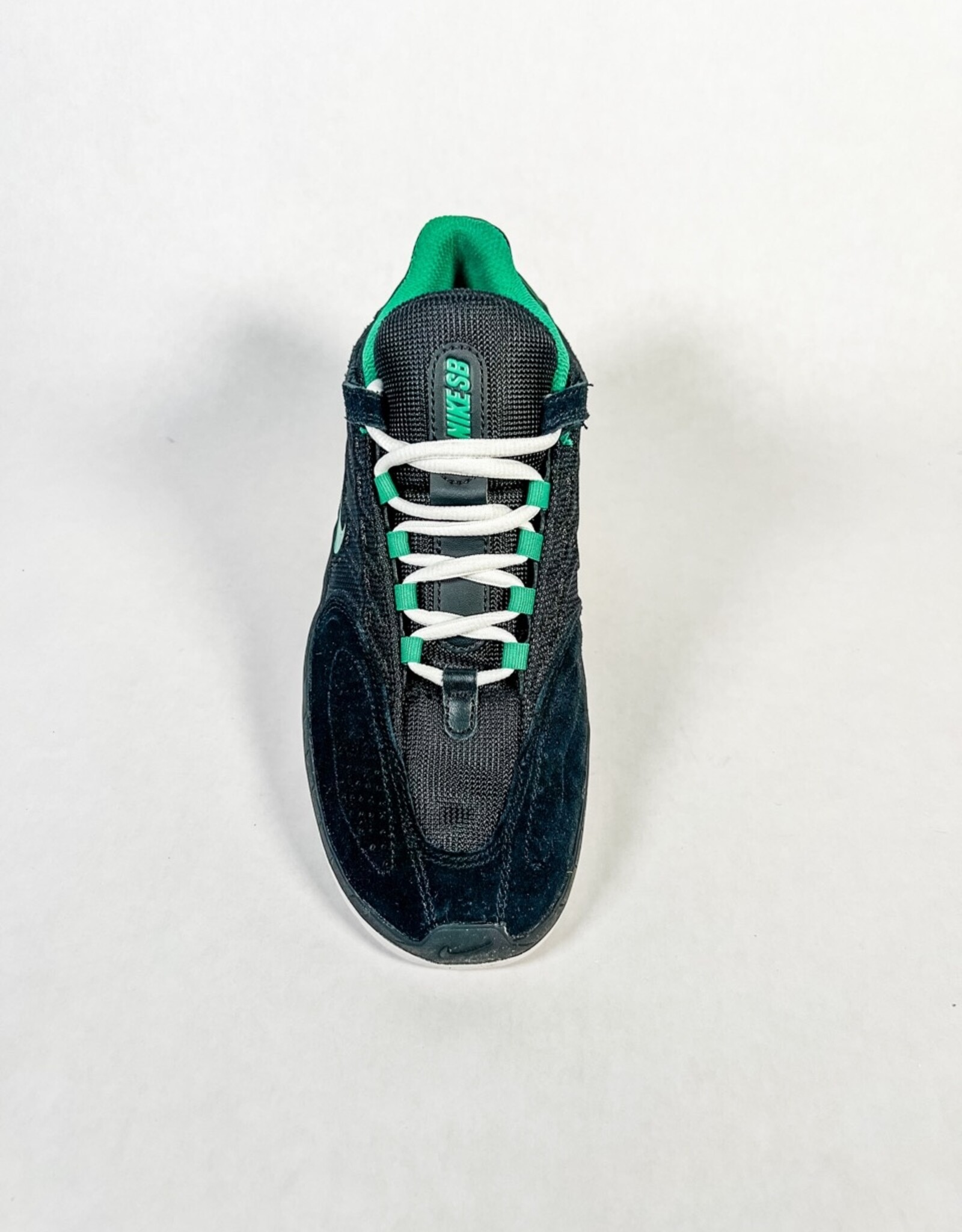 NIKE SB VERTEBRAE BLACK/MALACHITE-BLACK