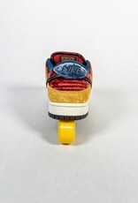 NIKE SB DUNK LOW PRO "CITY OF CINEMA" - CELESTIAL GOLD/BLACK