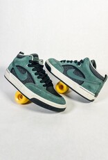 NIKE SB REACT LEO - VINTAGE GREEN