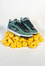 NIKE SB REACT LEO - VINTAGE GREEN