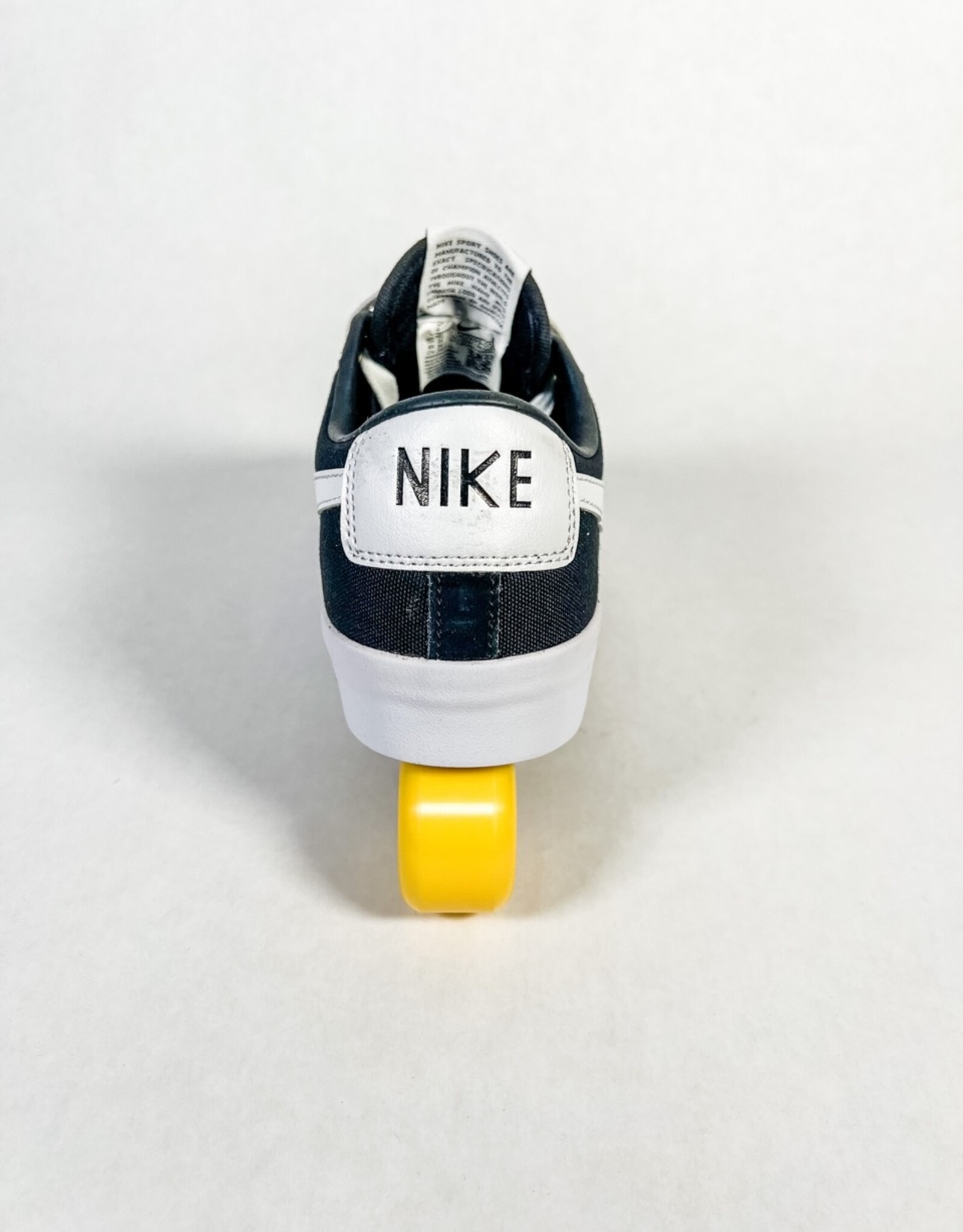 NIKE SB ZOOM BLAZER LOW PRO GT - BLACK/WHITE