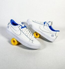 NIKE NIKE SB BLAZER LOW PRO GT 20 YEAR PRM - SUMMIT WHITE/GAME ROYAL