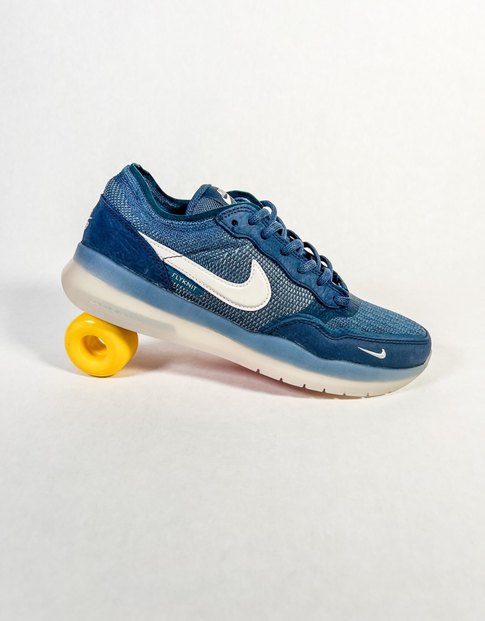 NIKE SB PS8 - OBSIDIAN/PHANTOM-SQUADRON BLUE