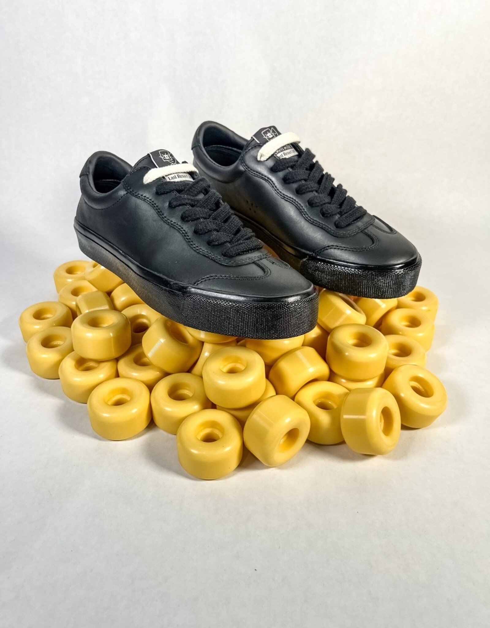 LAST RESORT AB VM004 MILIC LEATHER - WORN BLACK/BLACK