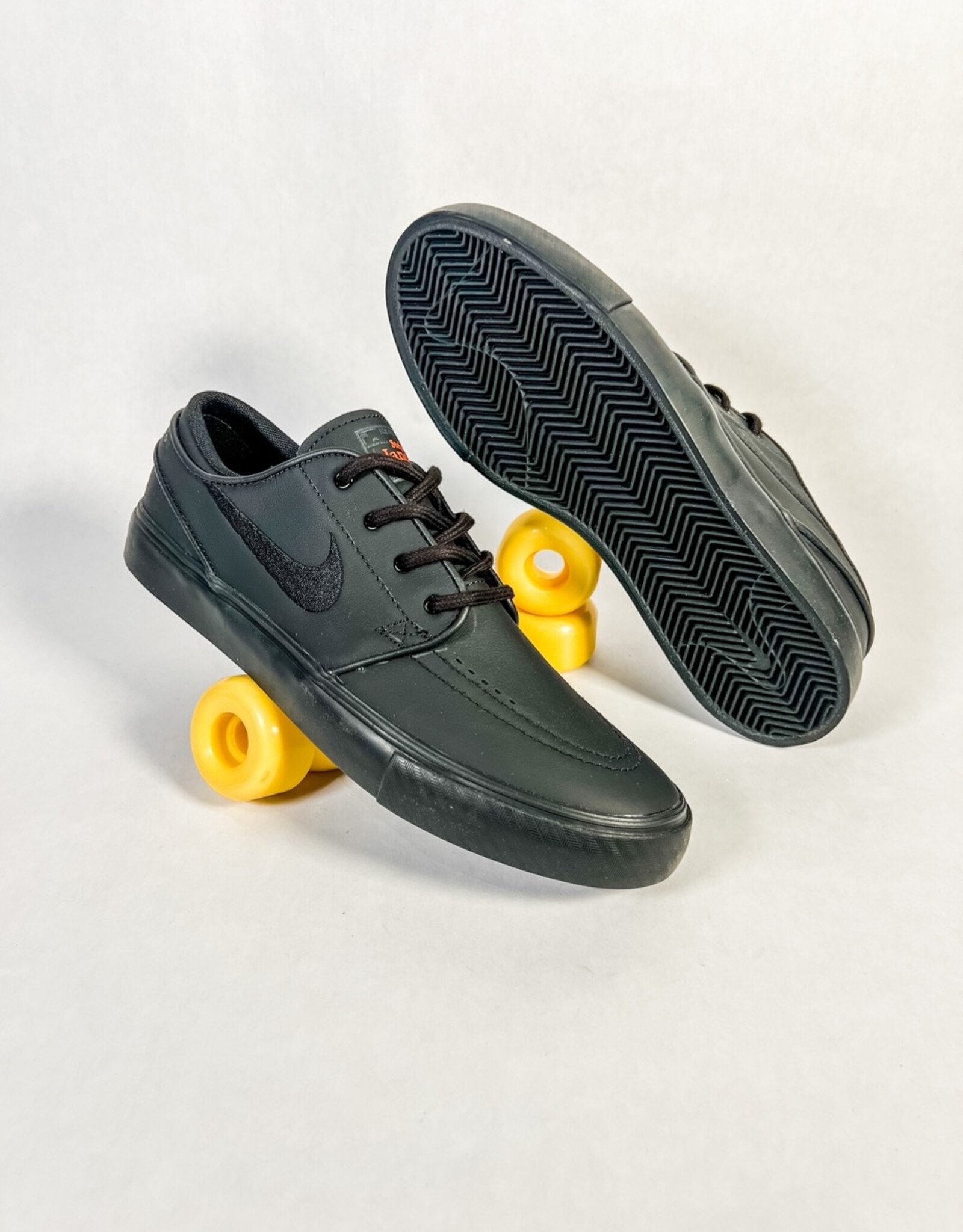 NIKE SB ZOOM JANOSKI OG+ 8.5 ブラック Zoom Janoski OG+ – Premier