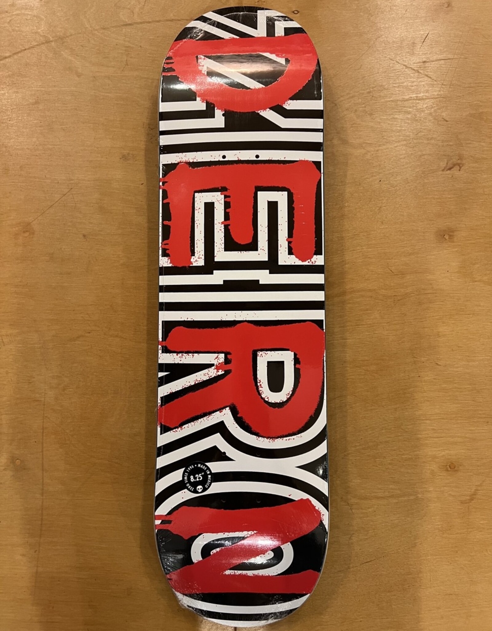ZERO SKATEBOARDS ZERO SKATEBOARDS SIGNATURE PRO KANAAN DERN DECK - 8.25