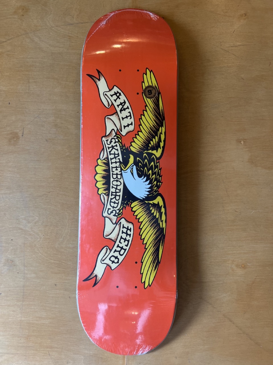 ANTI HERO アンチヒーロー CLASSIC EAGLE 9.0” anti-hero-antihero-classic-