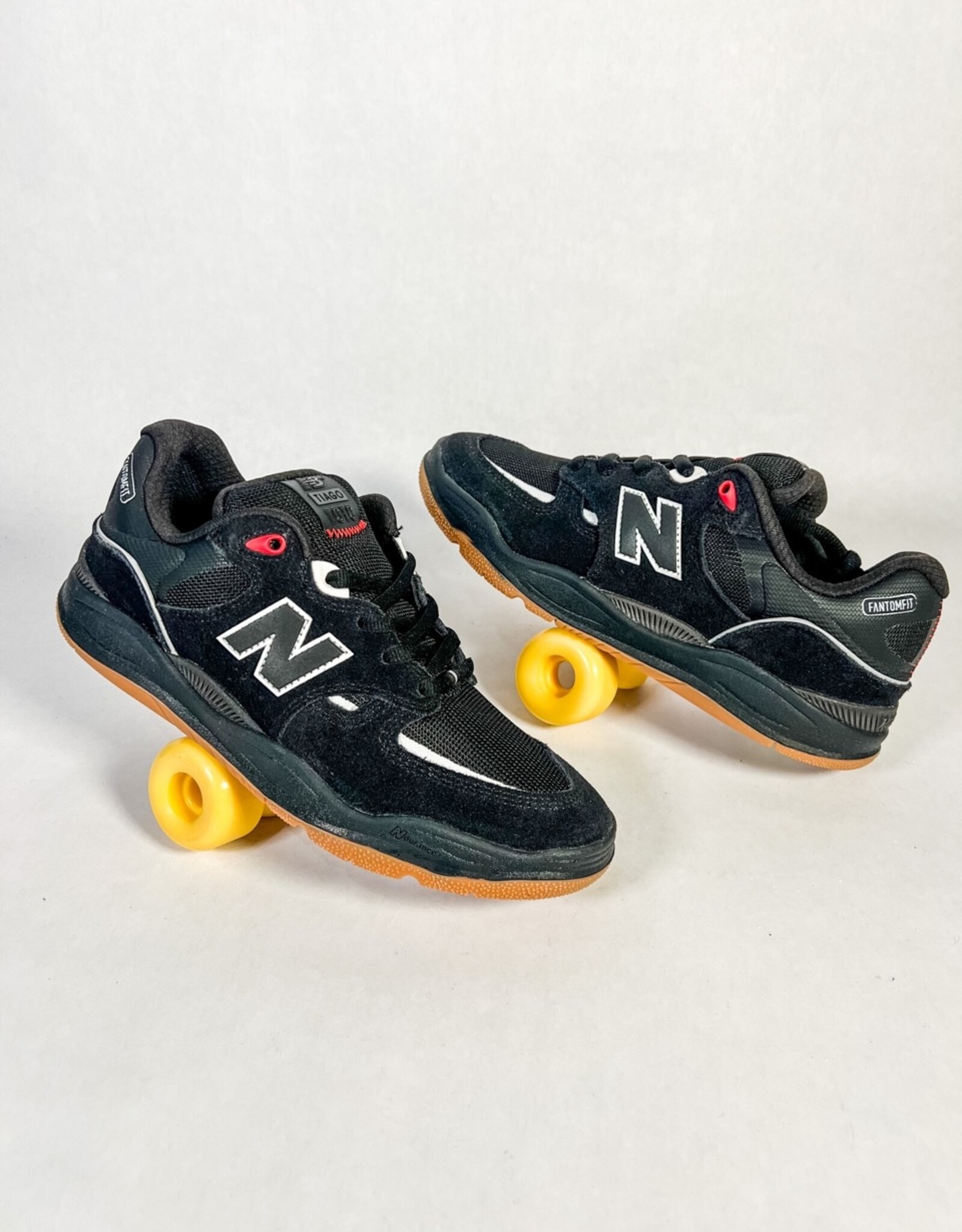 NEW BALANCE NUMERIC TIAGO LEMOS 1010 - BLACK