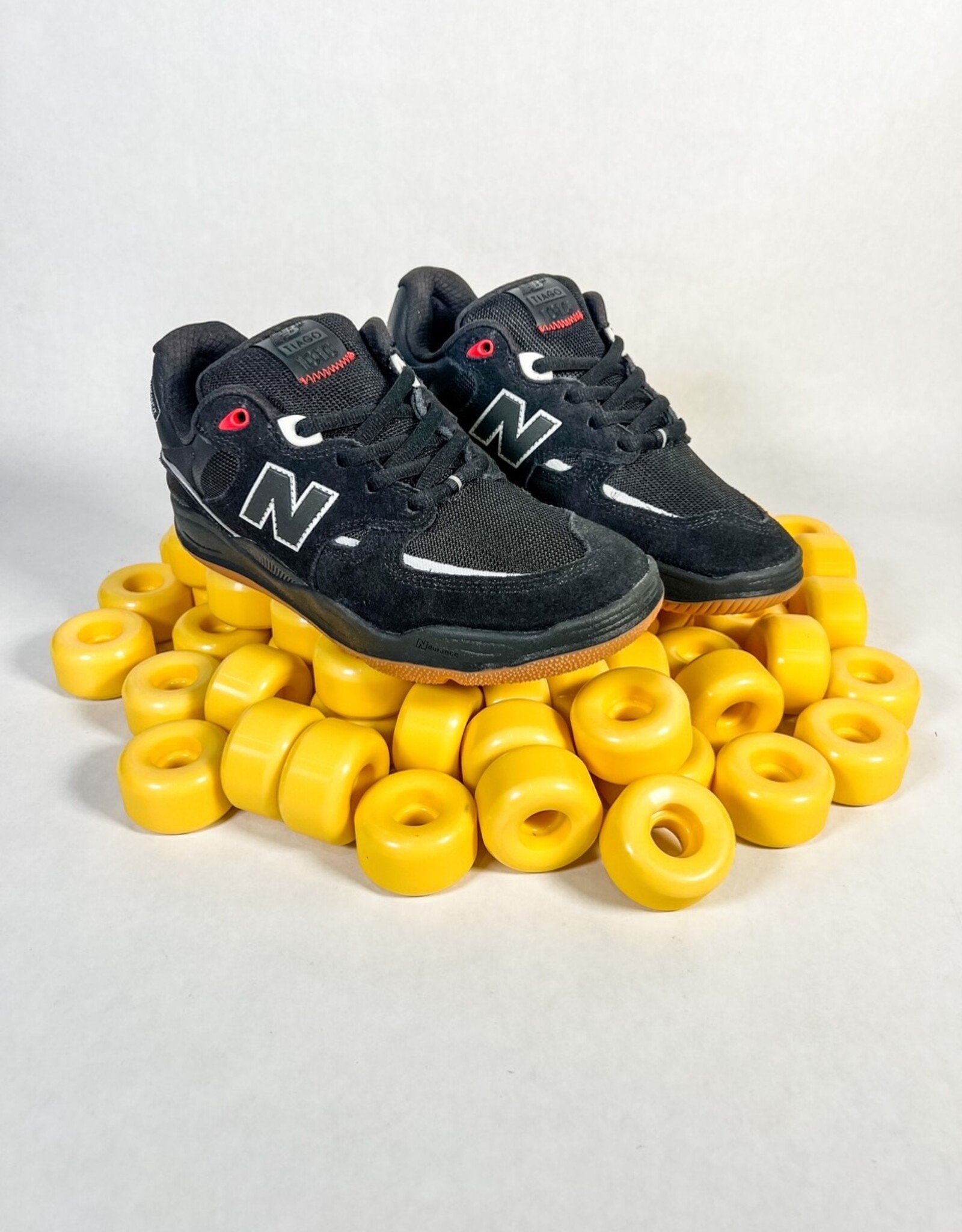 NEW BALANCE NUMERIC TIAGO LEMOS 1010 - BLACK