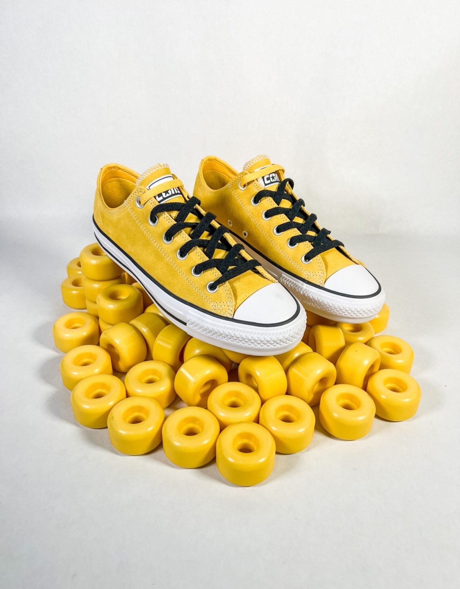 CONVERSE CONS CTAS PRO OX (SUEDE) - BANANAS/BLACK/WHITE