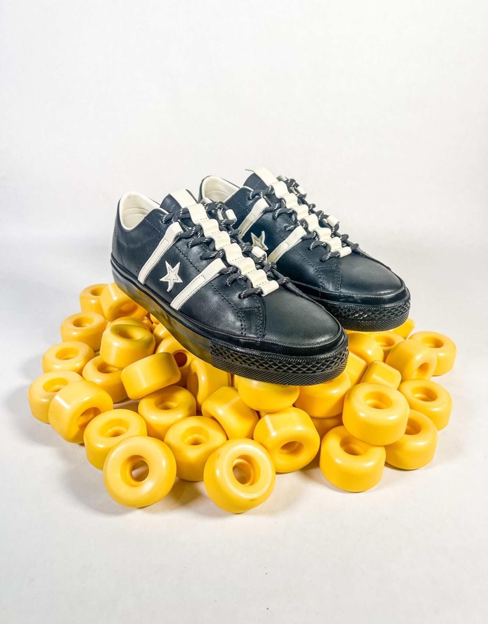 CONVERSE CONVERSE CONS ONE STAR ACADEMY PRO OX "BOBBY DEKEYZER" BLACK/EGRET