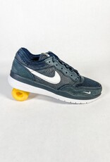 NIKE SB PS8 - BLACK/WHITE