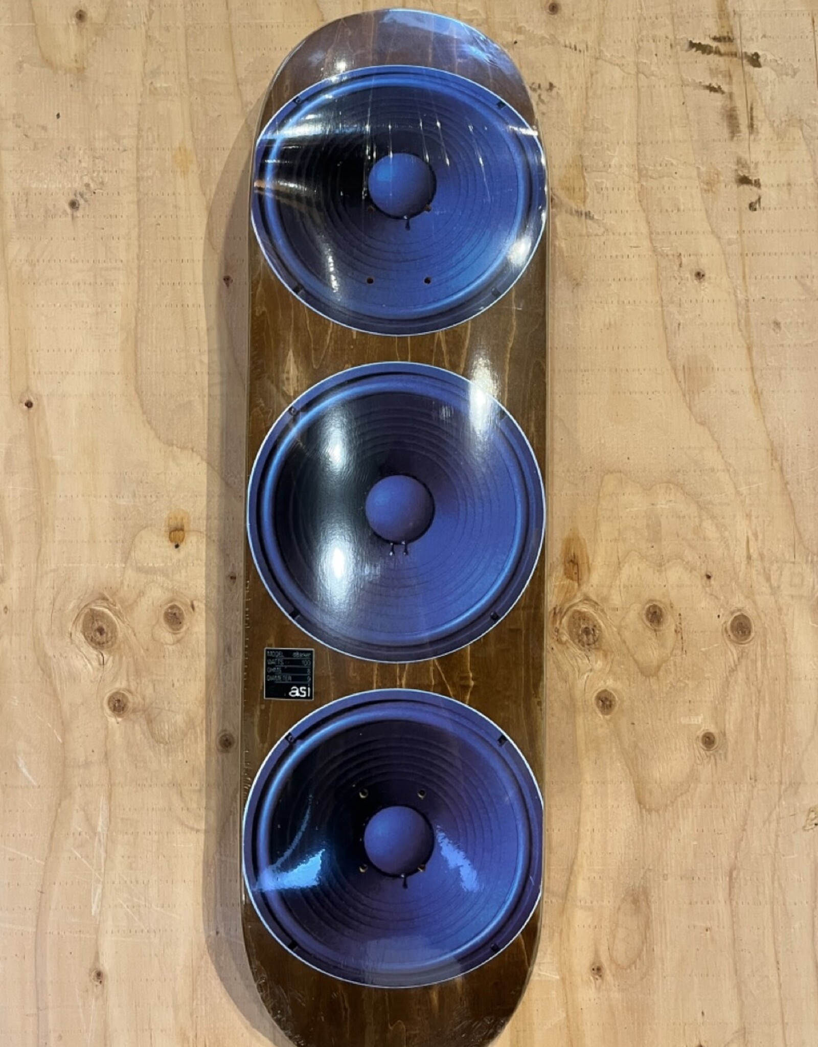 QUASI SKATEBOARDS QUASI BARKER SPEAKER HEAD DECK - 8.75