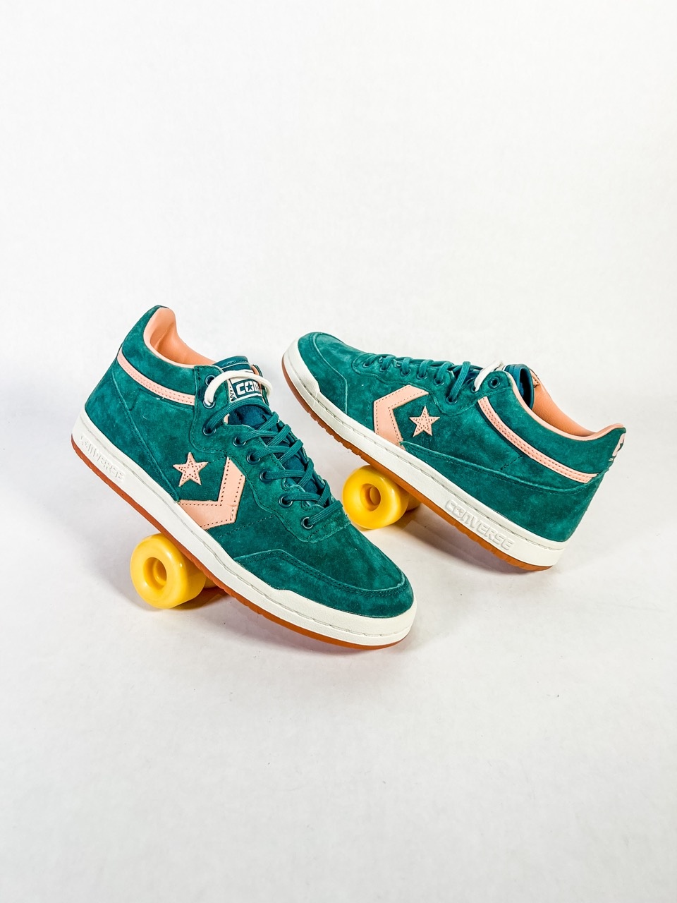 靴 converse CONS ONE STAR PRO CONS One Star Academy Pro Suede Skate Low Top Shoe. Converse.com