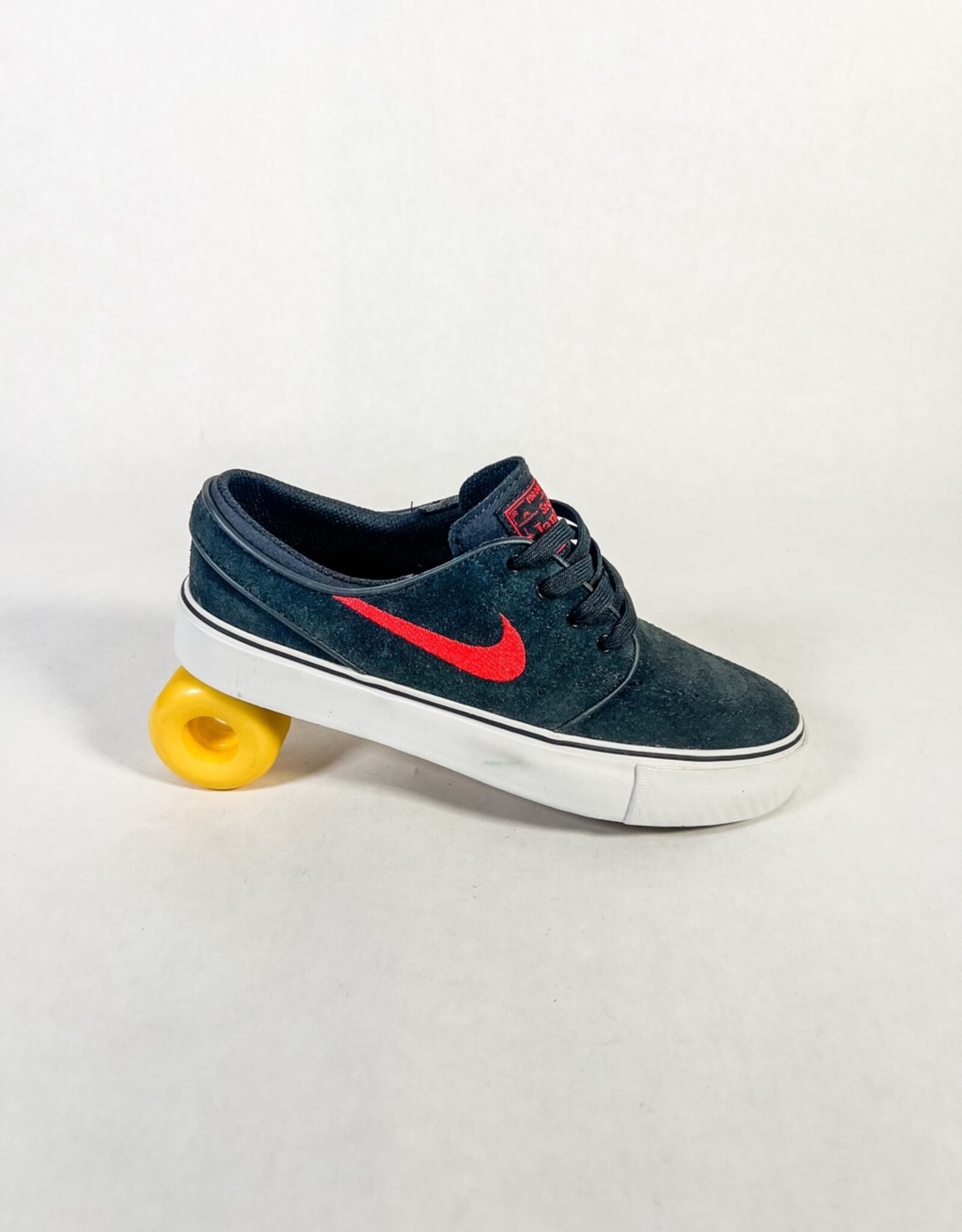 NIKE SB JANOSKI (GS) - BLACK/UNIVERSITY RED