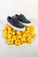 NIKE SB JANOSKI (GS) - BLACK/UNIVERSITY RED NIKE SB JANOSKI (GS) - BLACK/UNIVERSITY RED