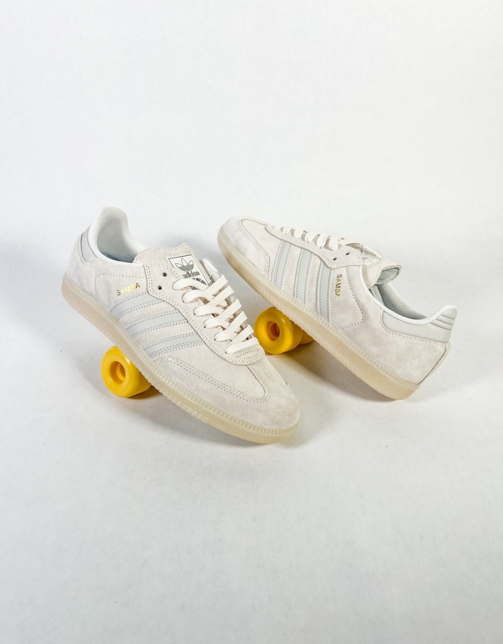 ADIDAS SAMBA ADV - CWHITE/GREONE/CARBON