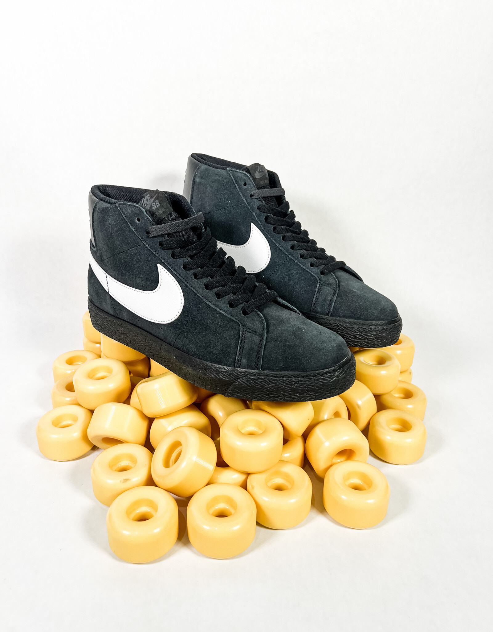 NIKE SB ZOOM BLAZER MID BLACK/WHITE-BLACK-BLACK