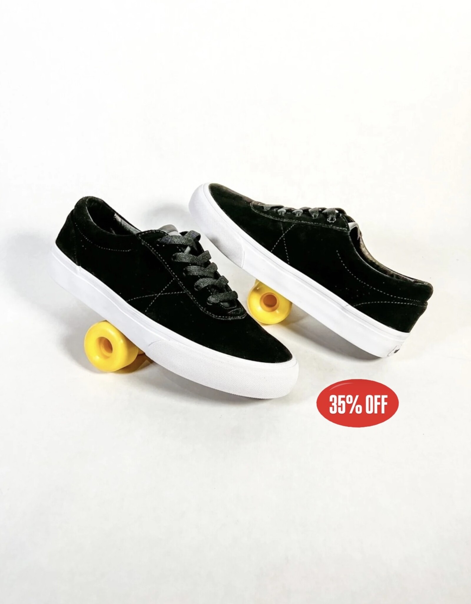 WAR SAW CHAPTER PREMIUM SUEDE  - BLACK/WHITE