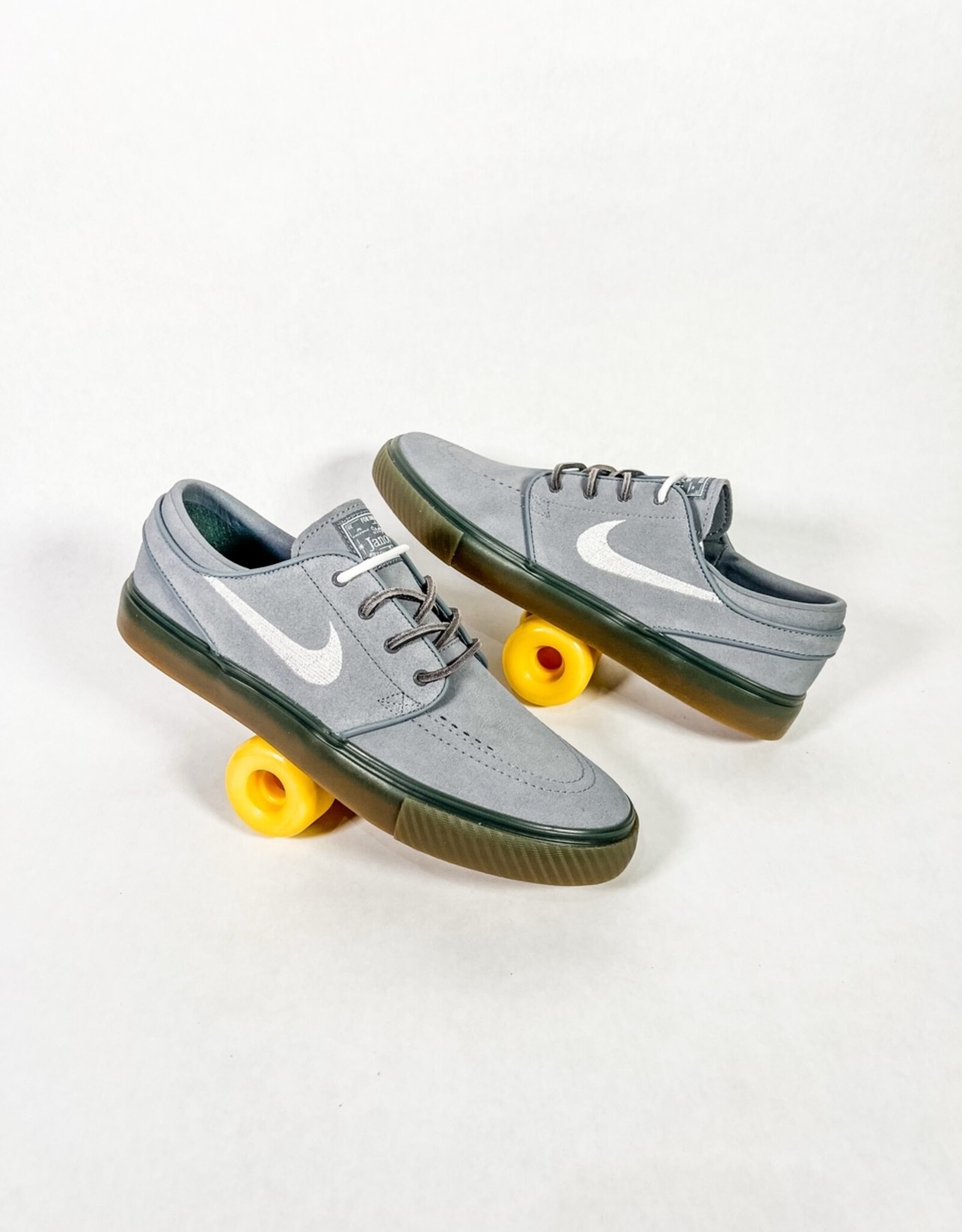 NIKE NIKE SB ZOOM JANOSKI OG+ - COOL GREY/WHITE