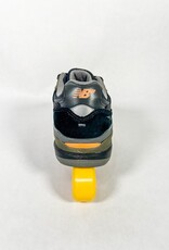 NEW BALANCE NUMERIC REYNOLDS 933 - BLACK/GREEN