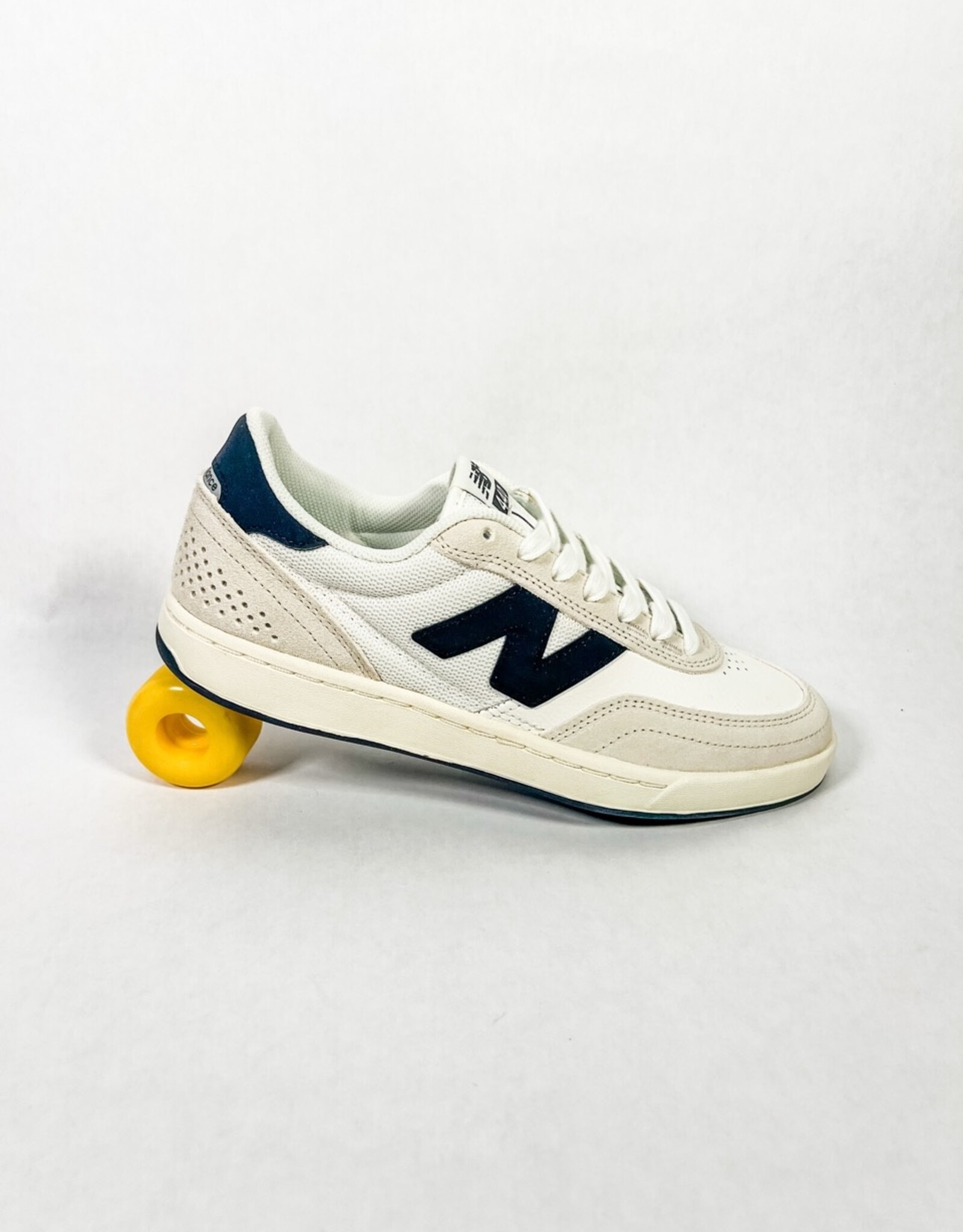 NEW BALANCE NB NUMERIC 440 V2 LOW - WHITE/BLACK