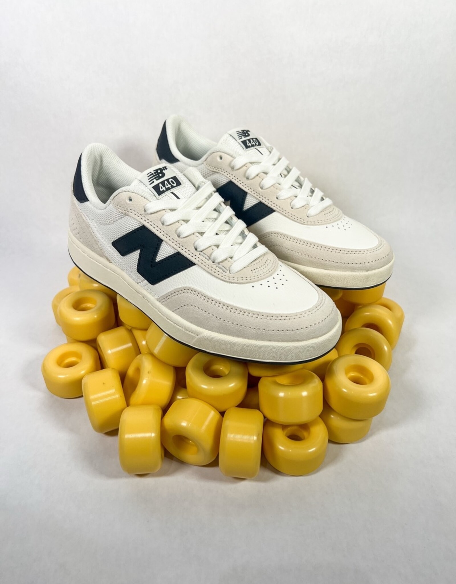 NEW BALANCE NB NUMERIC 440 V2 LOW - WHITE/BLACK