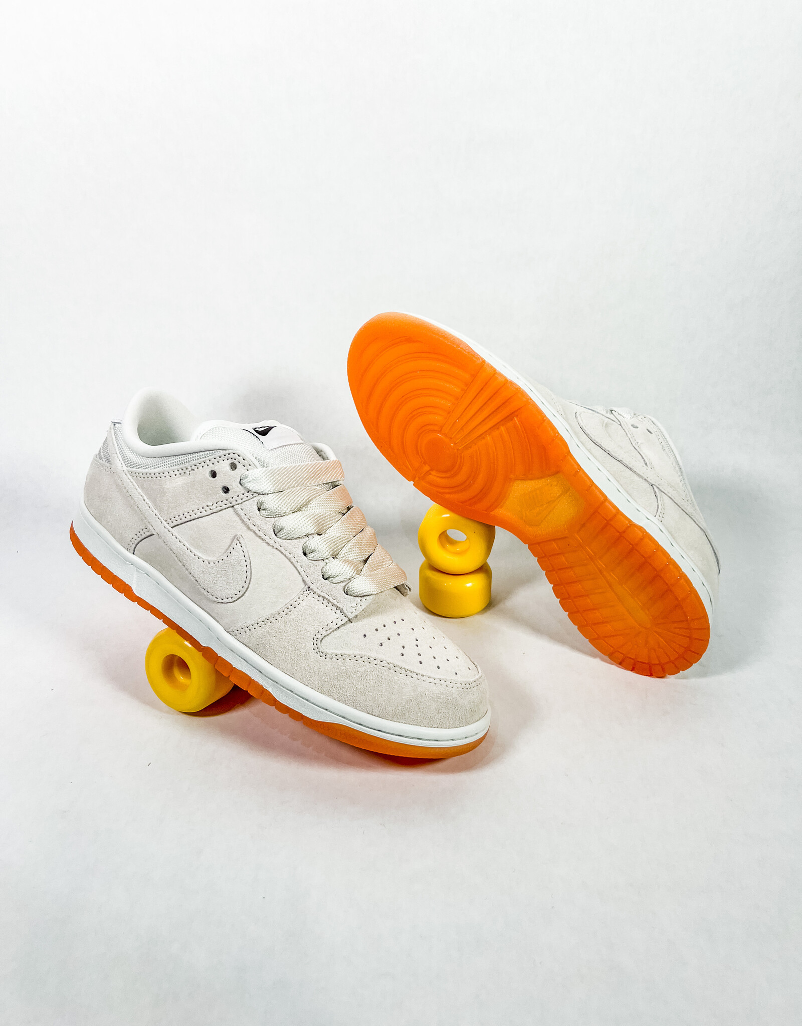 NIKE NIKE SB DUNK LOW PRO B - PALE IVORY