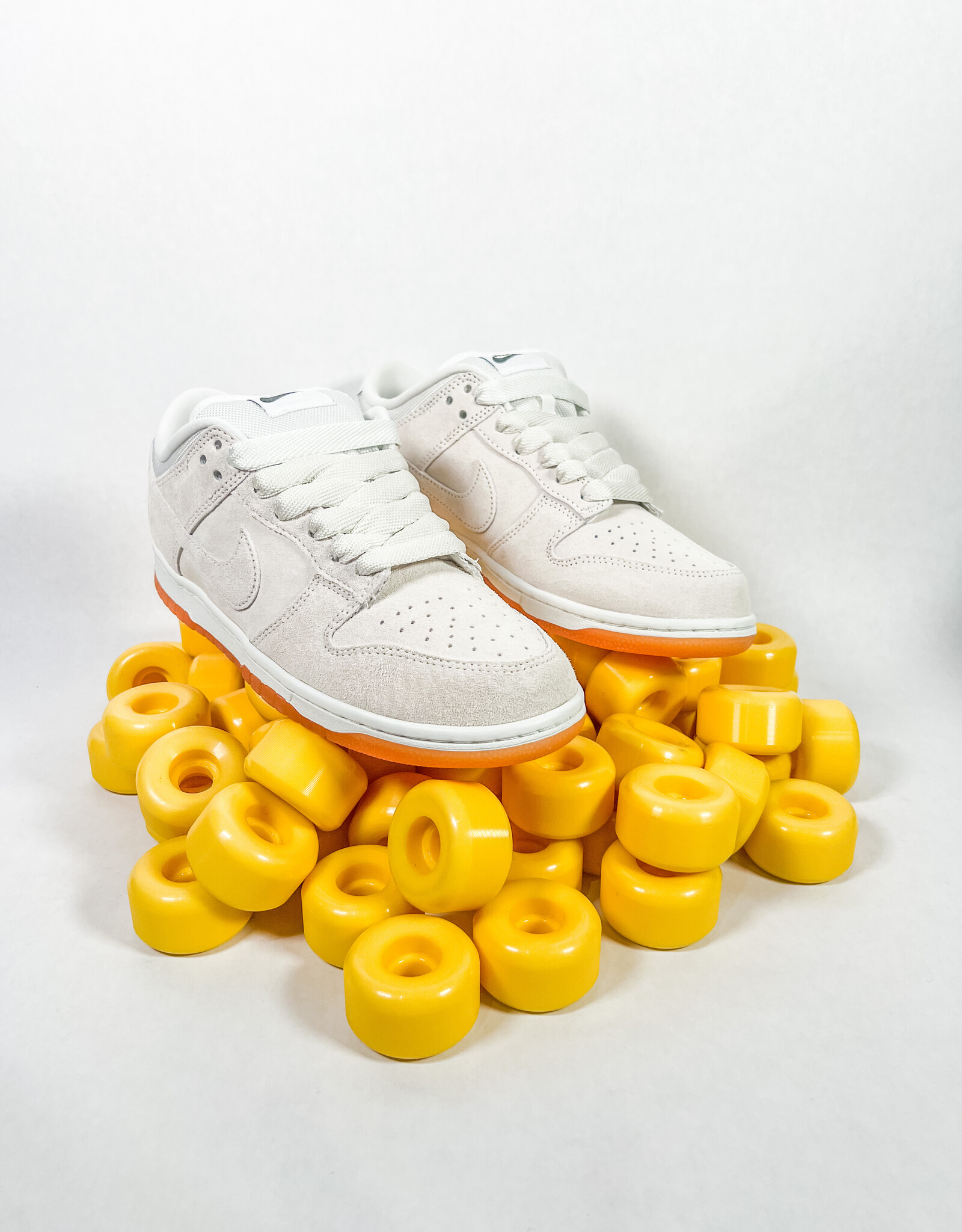 NIKE NIKE SB DUNK LOW PRO B - PALE IVORY
