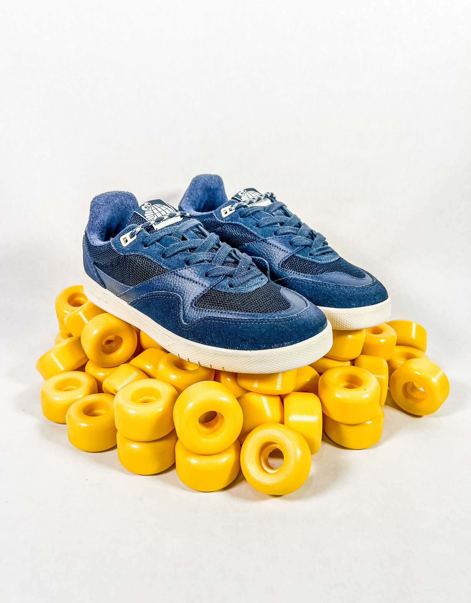 LAST RESORT AB CM002 - DARK NAVY / WHITE