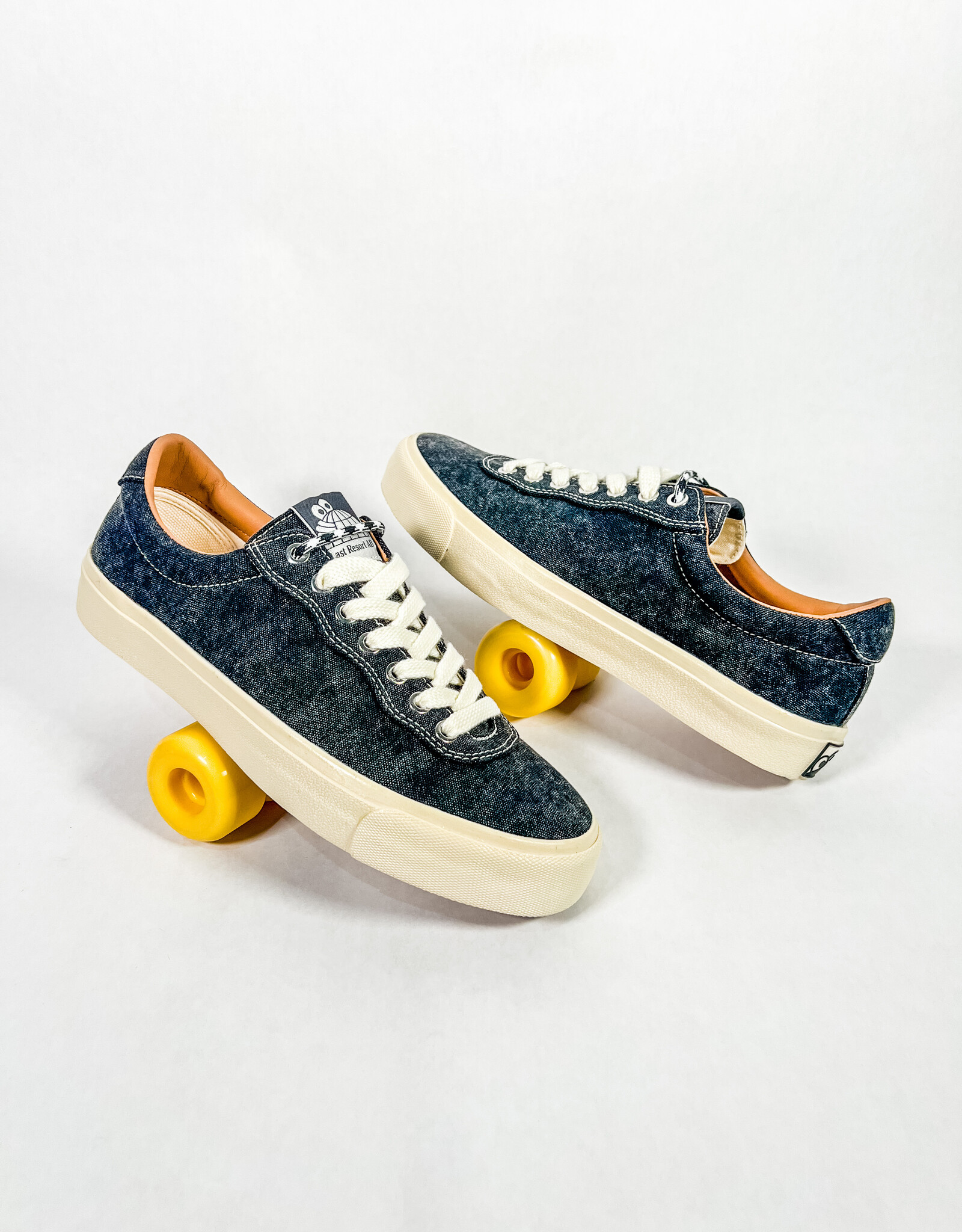 LAST RESORT AB VM001 LO CANVAS - WASHED BLACK / WHITE