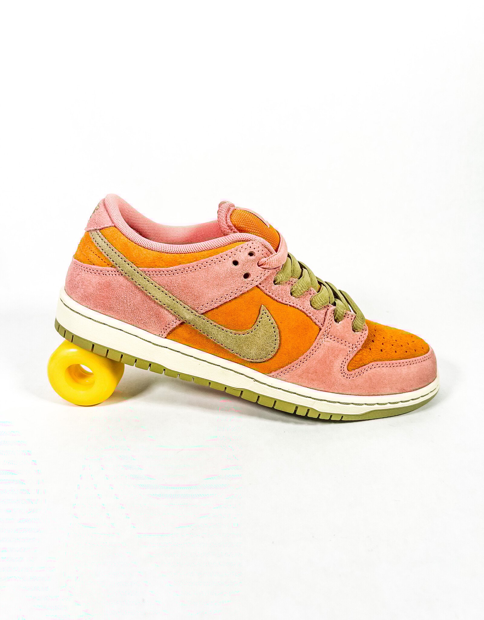 NIKE NIKE SB DUNK LOW PRO - RED STARDUST/NEUTRAL OLIVE