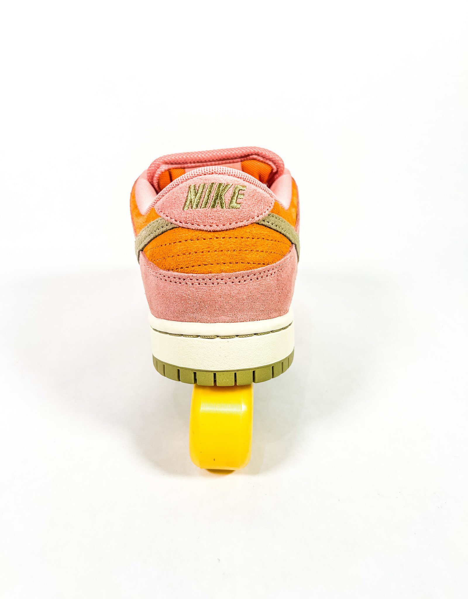 NIKE NIKE SB DUNK LOW PRO - RED STARDUST/NEUTRAL OLIVE