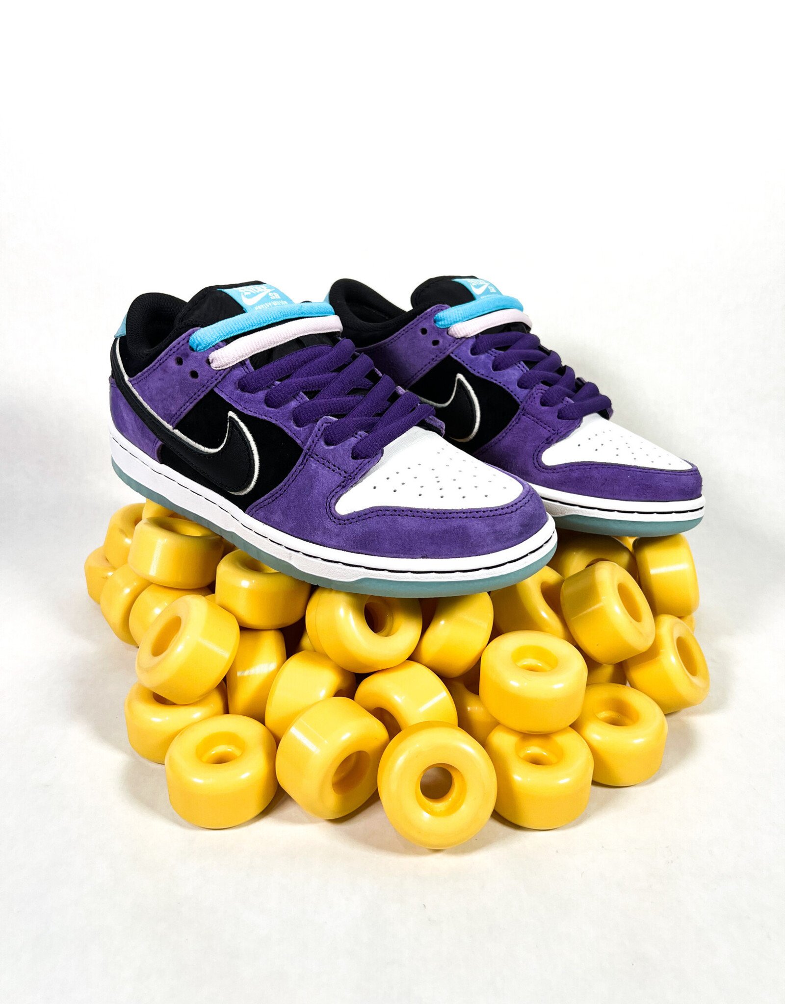 NIKE NIKE SB DUNK LOW PRO HAYLEY WILSON COURT PURPLE/BLACK