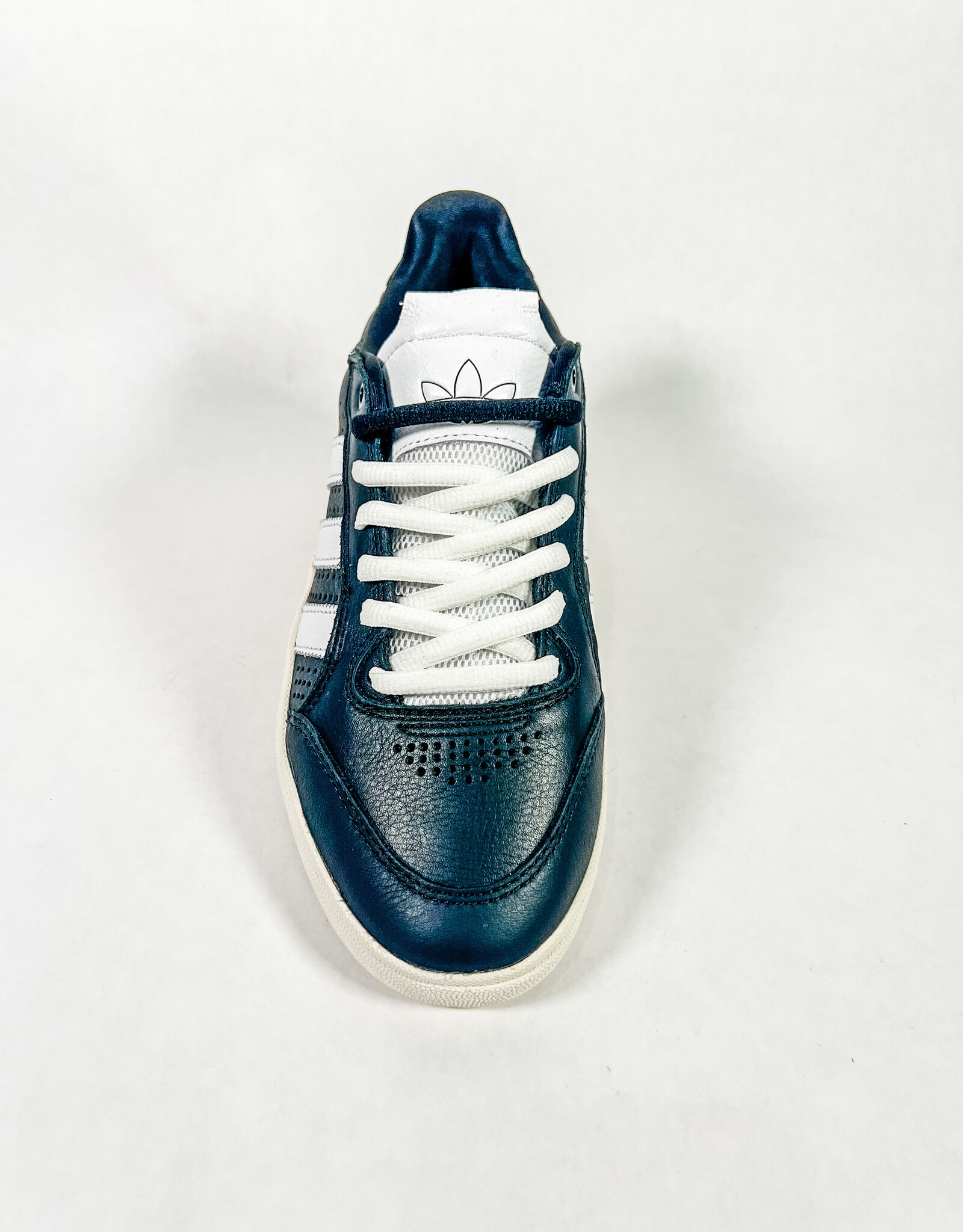 ADIDAS TYSHAWN LOW - CBLACK/FTWWHT